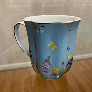 Brand New Beutiful Multicolor Floral  And Buterfly Grace  Mug .